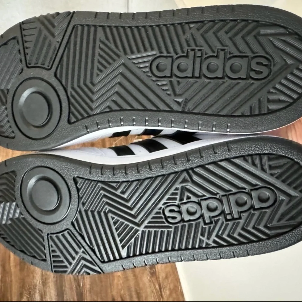 Adidas Hoops 3.0 White Black Yellow Men’s Sneakers | Size 6 - Picture 4 of 4